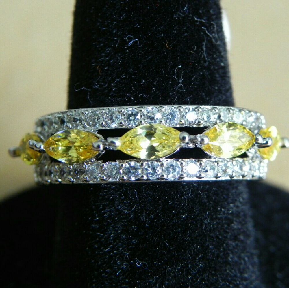 SOLD!!!  0.79ctw. Yellow Beryl Ring Size 7 ( US )
